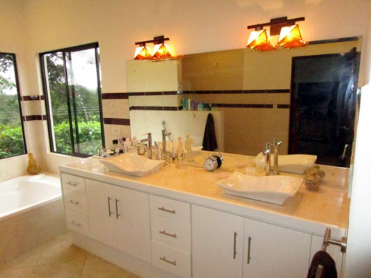Grandview Estates Home for Sale